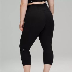 ✨LULULEMON✨ Fast and Free High-Rise Crop 23"